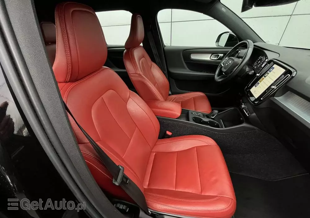 VOLVO XC 40 T5 Plug-In Hybrid Inscription