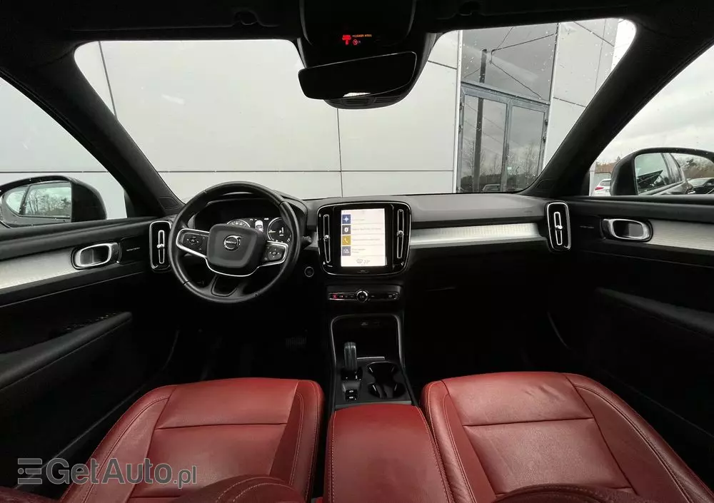 VOLVO XC 40 T5 Plug-In Hybrid Inscription