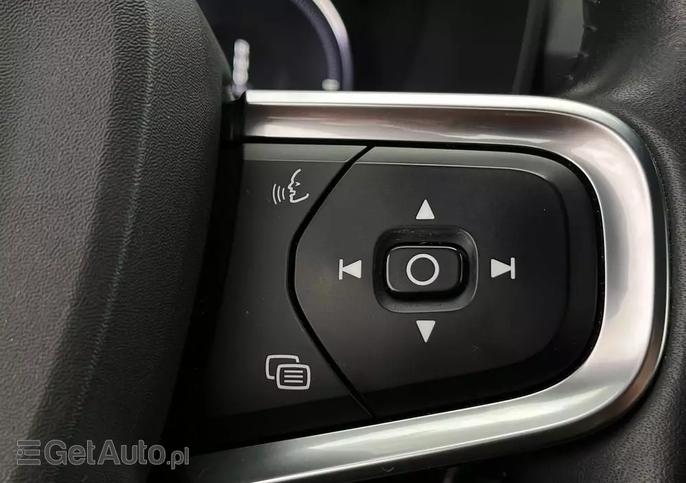 VOLVO XC 40 T5 Plug-In Hybrid Inscription