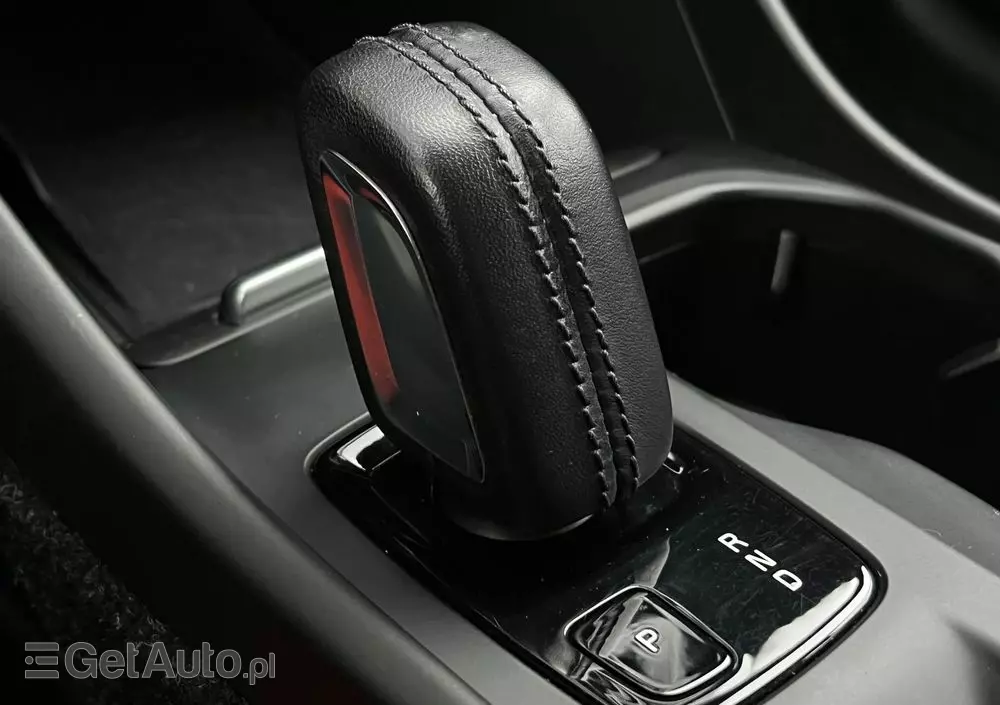 VOLVO XC 40 T5 Plug-In Hybrid Inscription