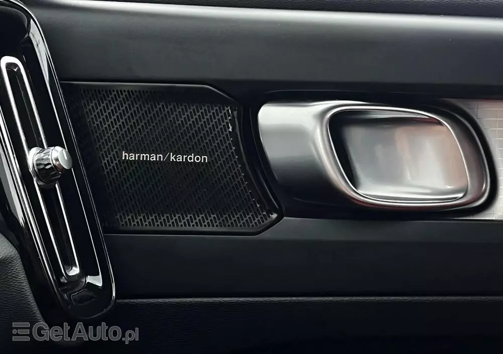 VOLVO XC 40 T5 Plug-In Hybrid Inscription