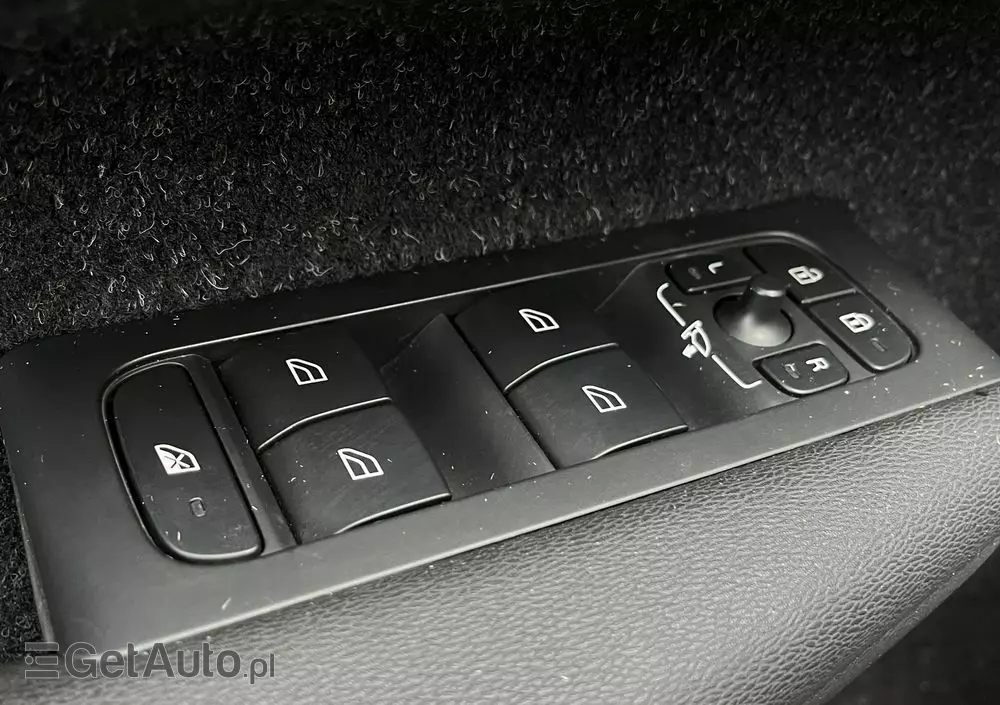 VOLVO XC 40 T5 Plug-In Hybrid Inscription