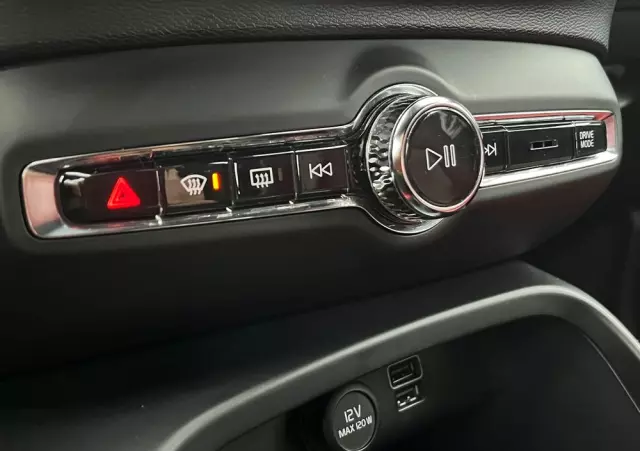 VOLVO XC 40 T5 Plug-In Hybrid Inscription