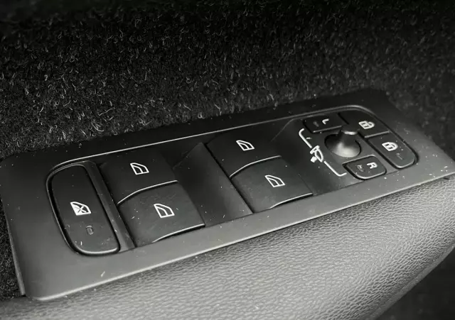 VOLVO XC 40 T5 Plug-In Hybrid Inscription