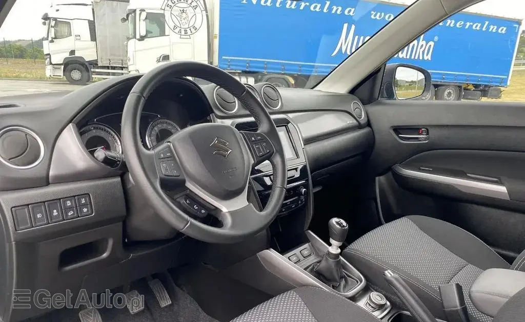 SUZUKI Vitara 