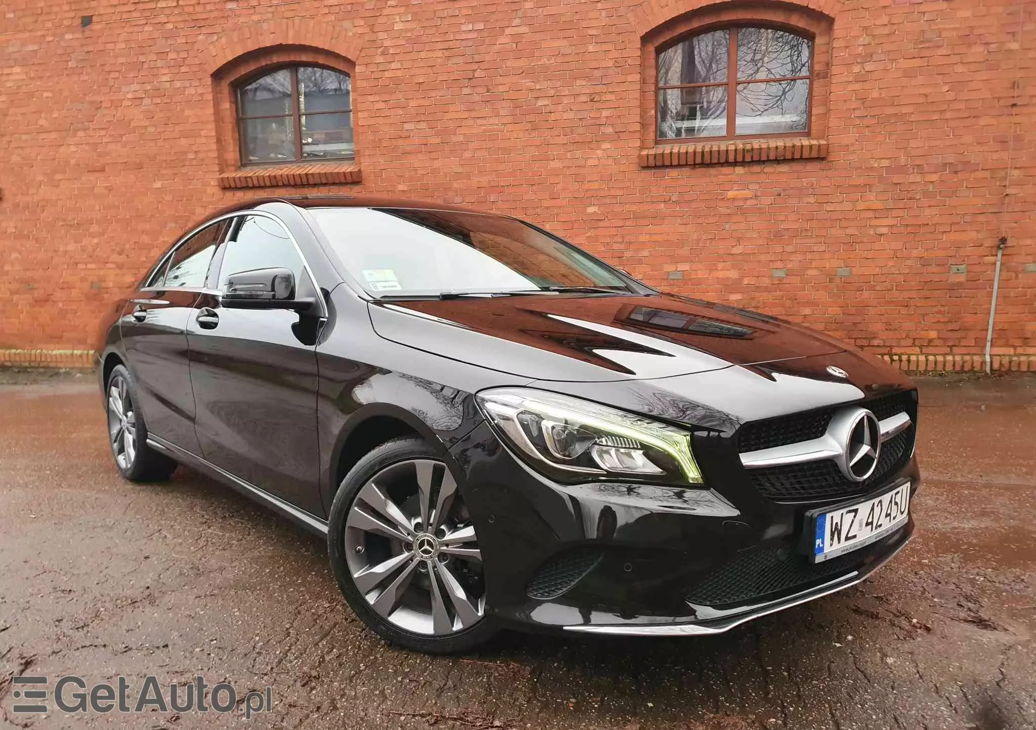 MERCEDES-BENZ CLA 180 7G-DCT