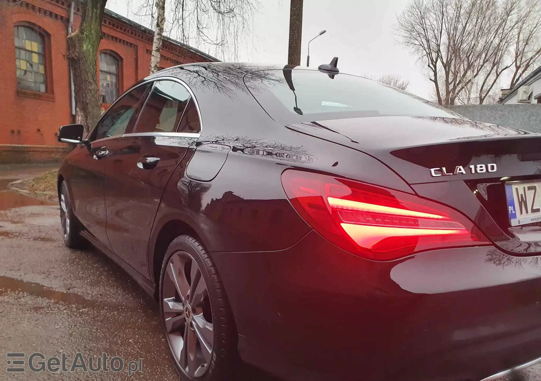 MERCEDES-BENZ CLA 180 7G-DCT