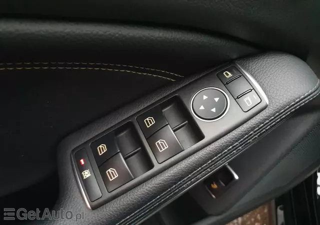 MERCEDES-BENZ CLA 180 7G-DCT