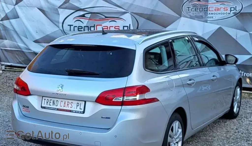 PEUGEOT 308 