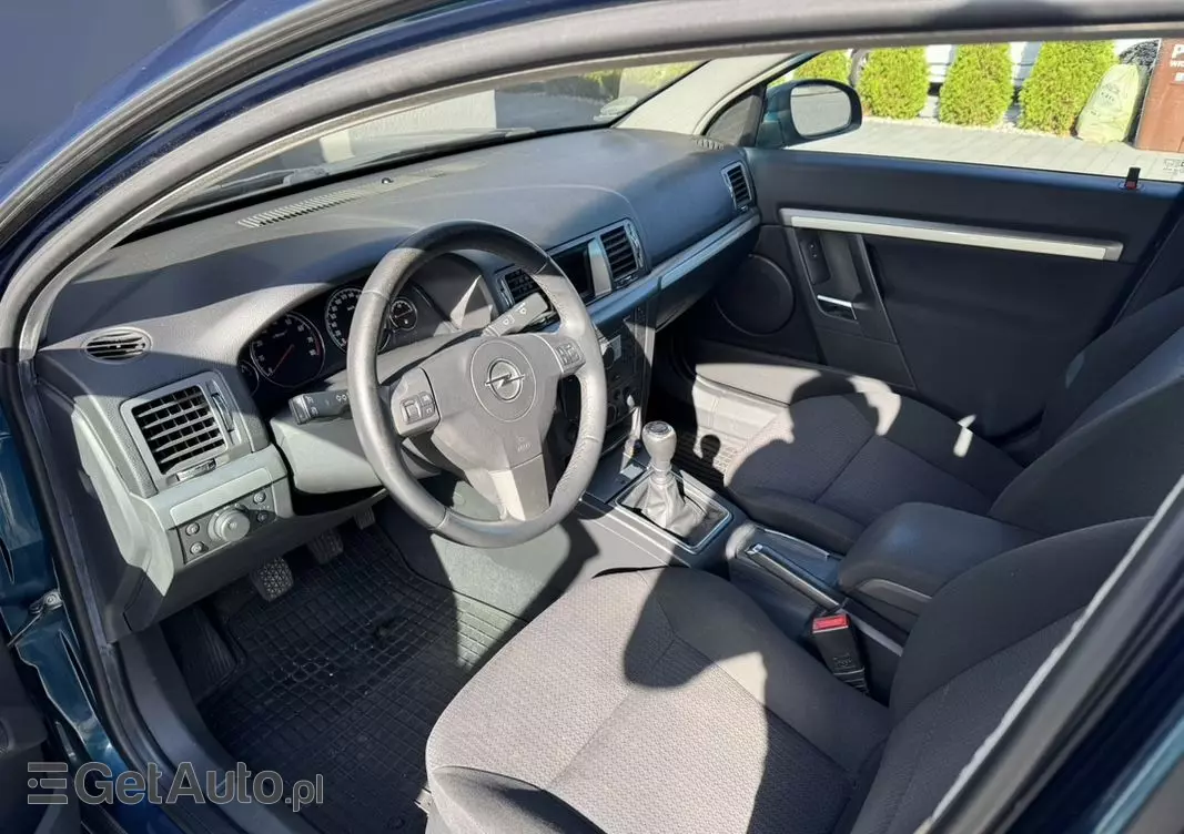 OPEL Signum 1.8 Business