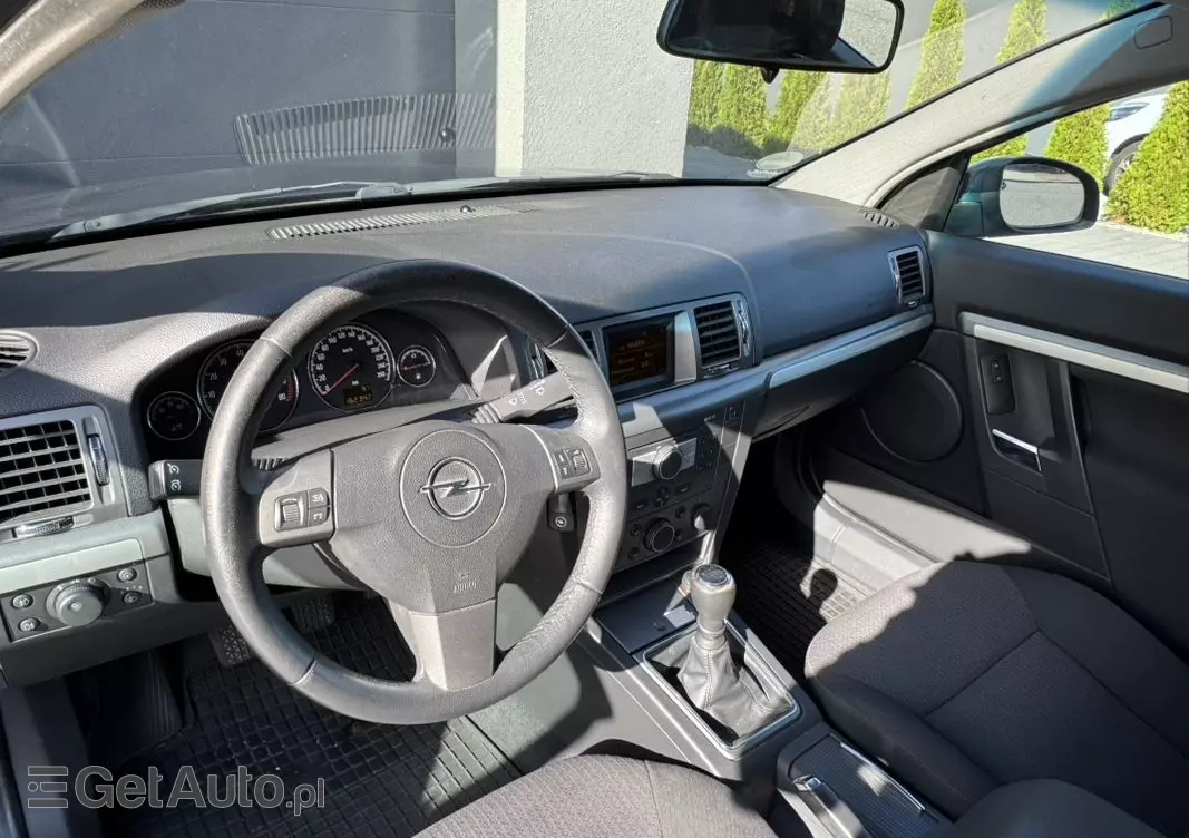 OPEL Signum 1.8 Business