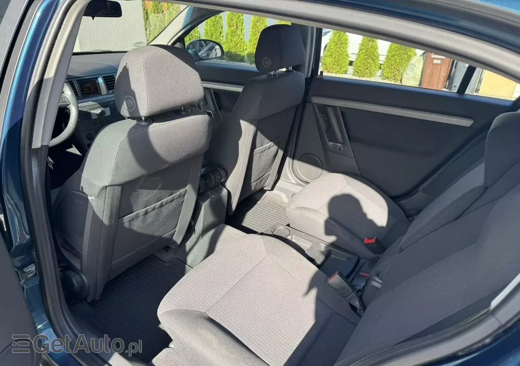 OPEL Signum 1.8 Business