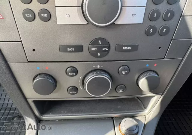 OPEL Signum 1.8 Business