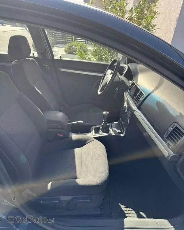 OPEL Signum 1.8 Business