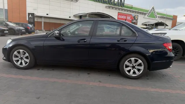MERCEDES-BENZ Klasa C 4Matic