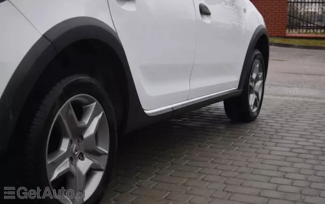 DACIA Sandero Stepway TCe 90 (S&S) Essential