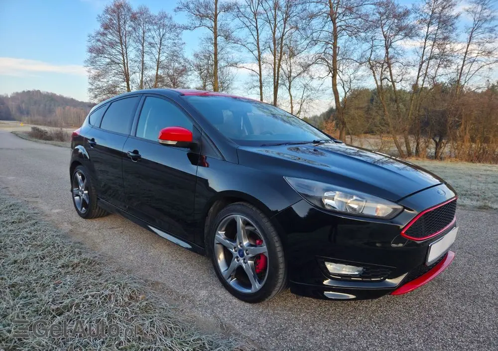 FORD Focus 1.0 EcoBoost ST-Line Red ASS