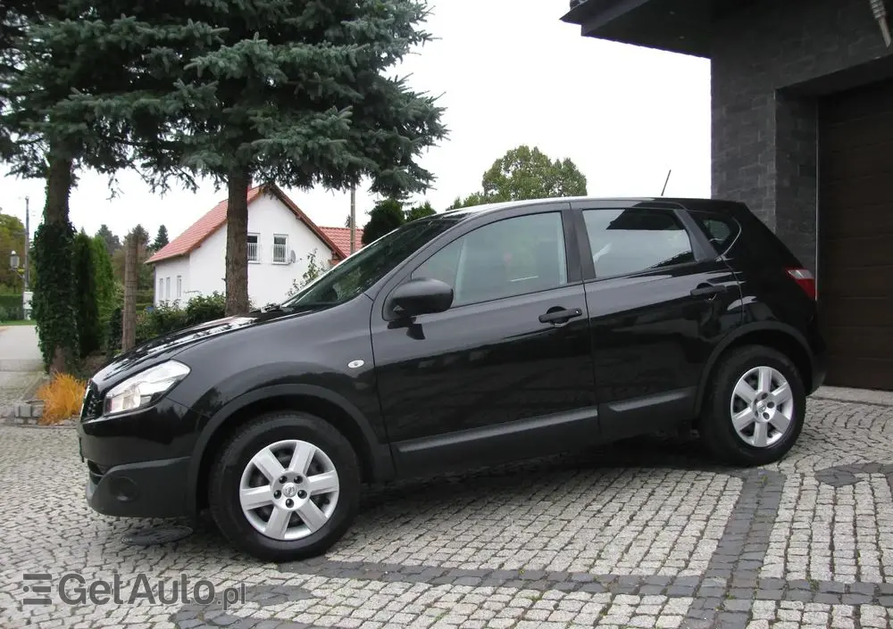 NISSAN Qashqai 1.6 Visia