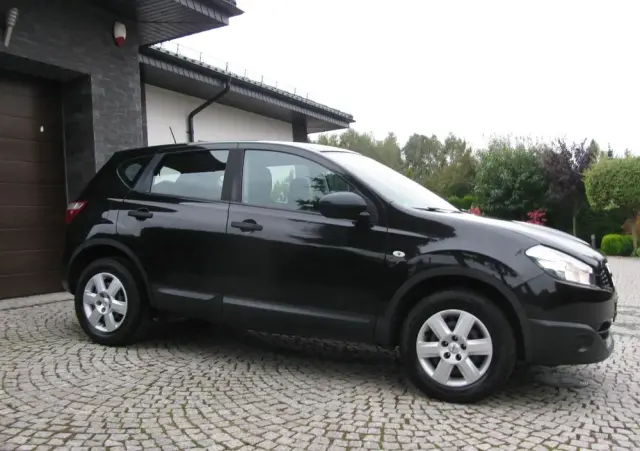 NISSAN Qashqai 1.6 Visia