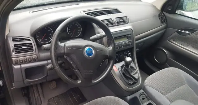 FIAT Croma 1.8 16V Active