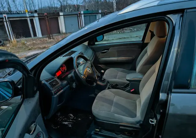 FIAT Croma 1.8 16V Active