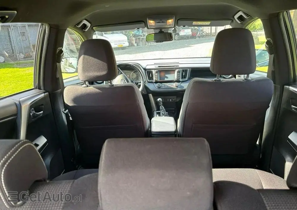 TOYOTA RAV4 2.0 Active 4x4