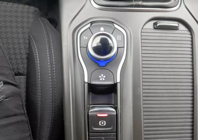 RENAULT Talisman Grandtour BLUE dCi 150 BUSINESS EDITION