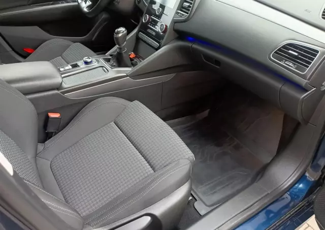 RENAULT Talisman Grandtour BLUE dCi 150 BUSINESS EDITION