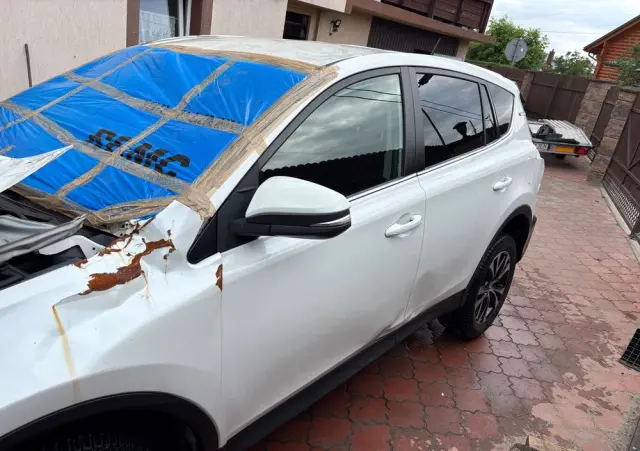 TOYOTA RAV4 2.0 D-4D 4x2 Start-Stop Comfort