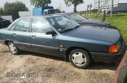 AUDI 100 