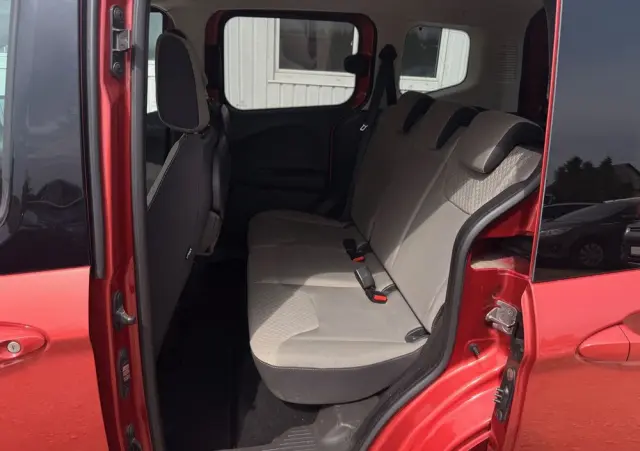 FORD Tourneo Courier 1.0 EcoBoost Ambiente