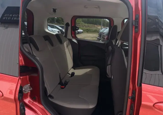 FORD Tourneo Courier 1.0 EcoBoost Ambiente