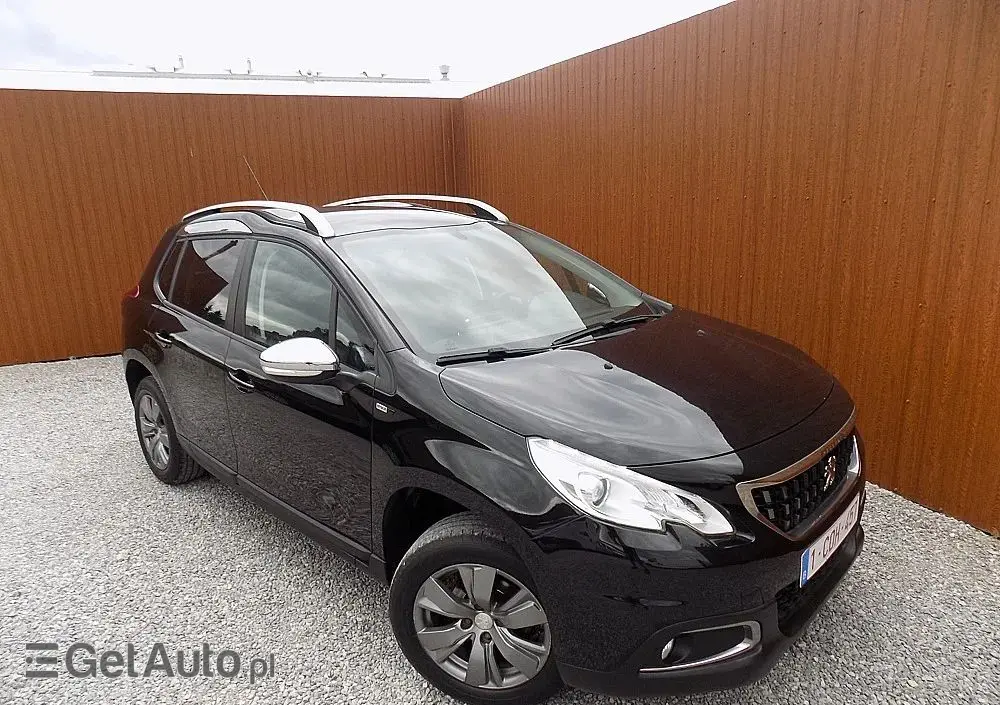 PEUGEOT 2008 PureTech 82 Style