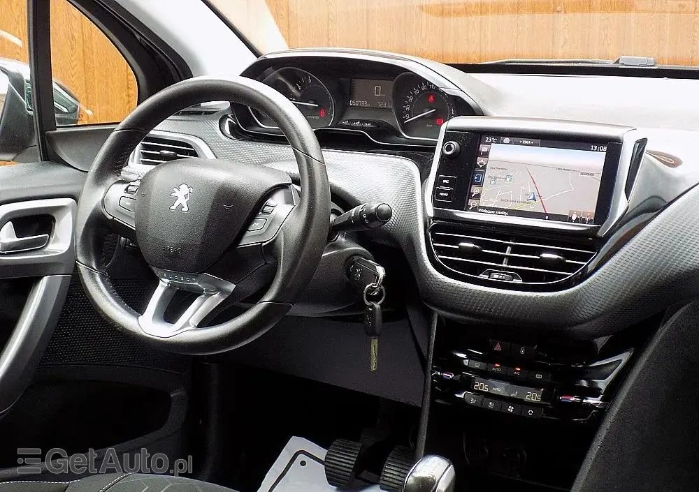 PEUGEOT 2008 PureTech 82 Style