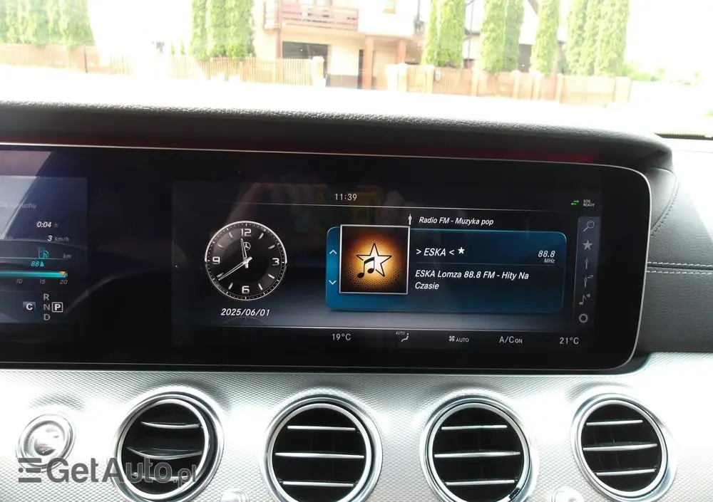 MERCEDES-BENZ Klasa E 220 d 9G-TRONIC AMG Line