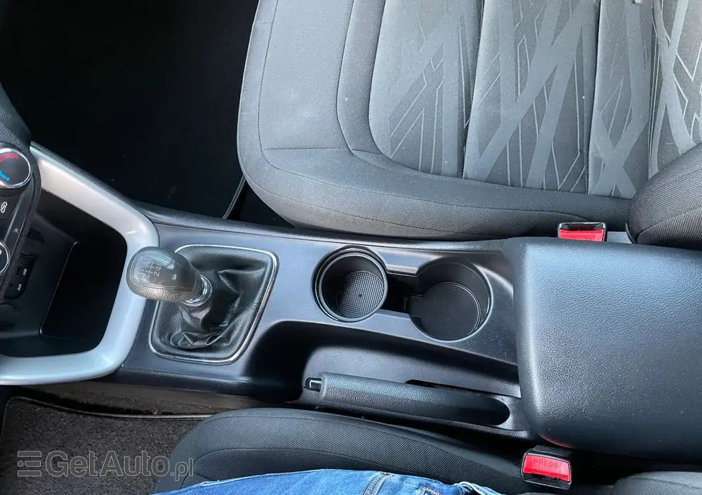 KIA Ceed 1.4 CVVT Attract