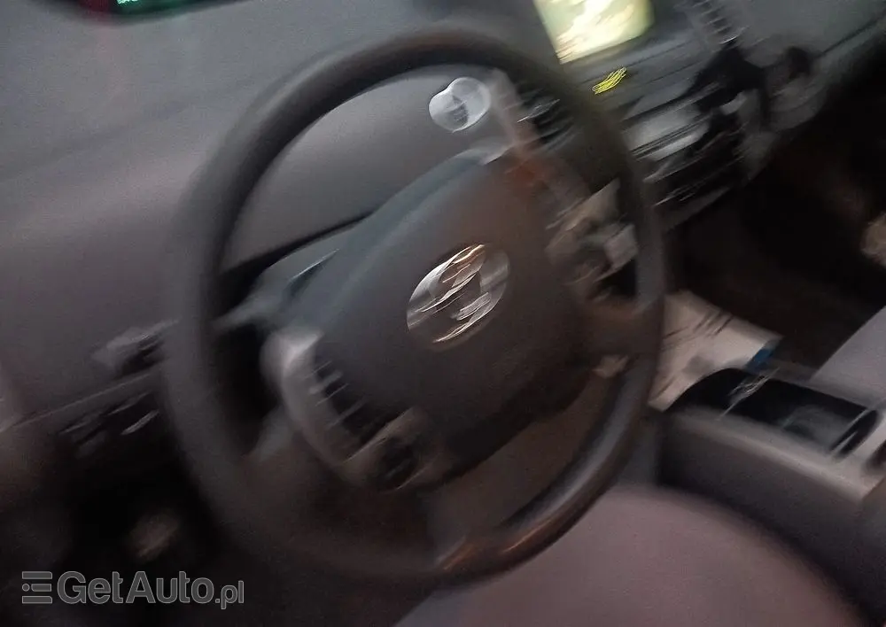 TOYOTA Prius 1.5 VVT-i Prestige