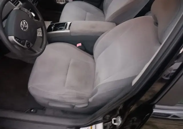 TOYOTA Prius 1.5 VVT-i Prestige