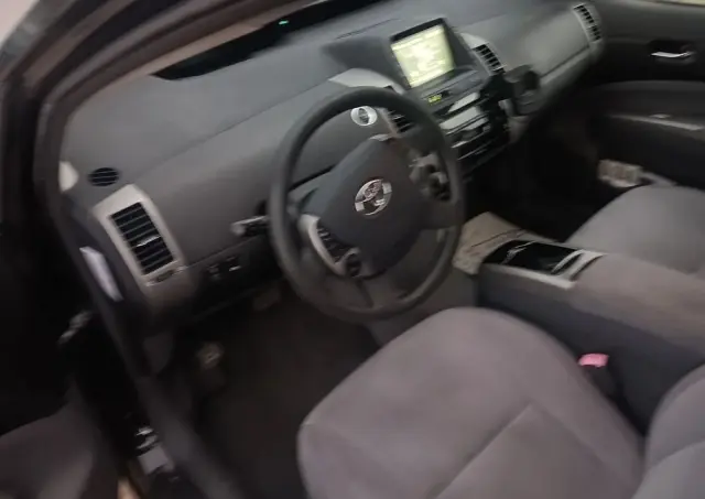 TOYOTA Prius 1.5 VVT-i Prestige