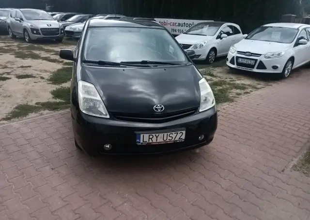 TOYOTA Prius 1.5 VVT-i Prestige
