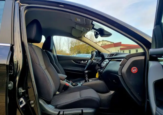 NISSAN Qashqai 1.2 DIG-T Visia