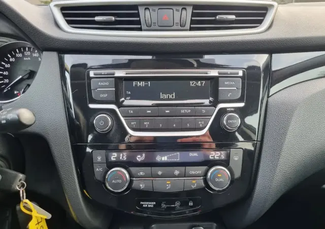 NISSAN Qashqai 1.2 DIG-T Visia