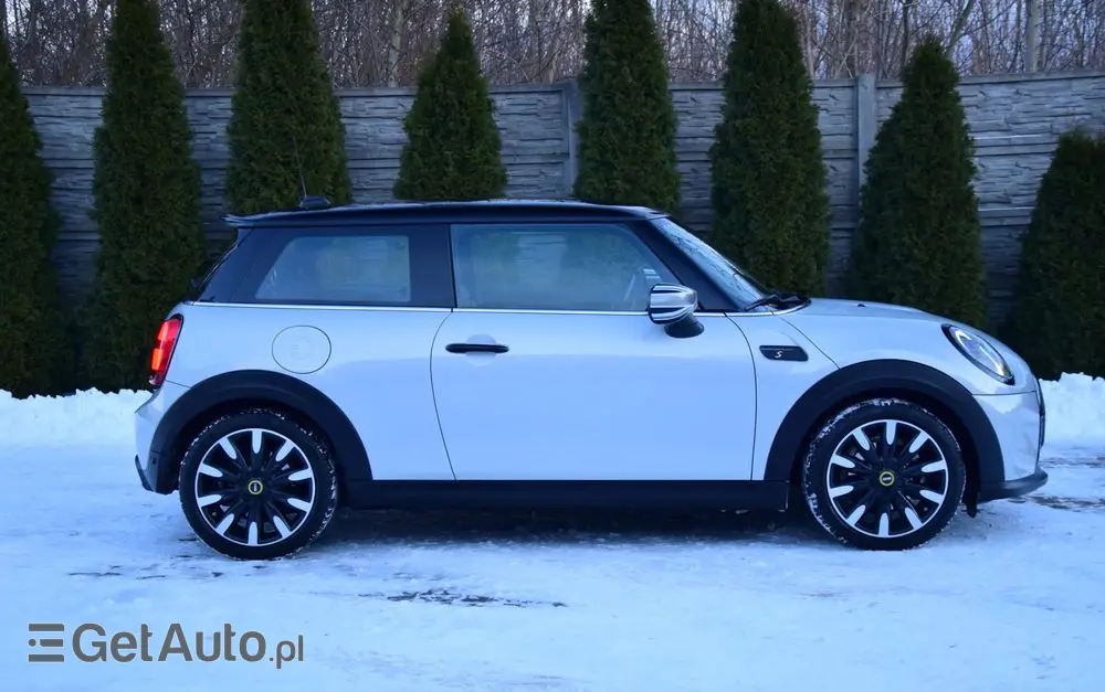 MINI Cooper SE Electric Trim