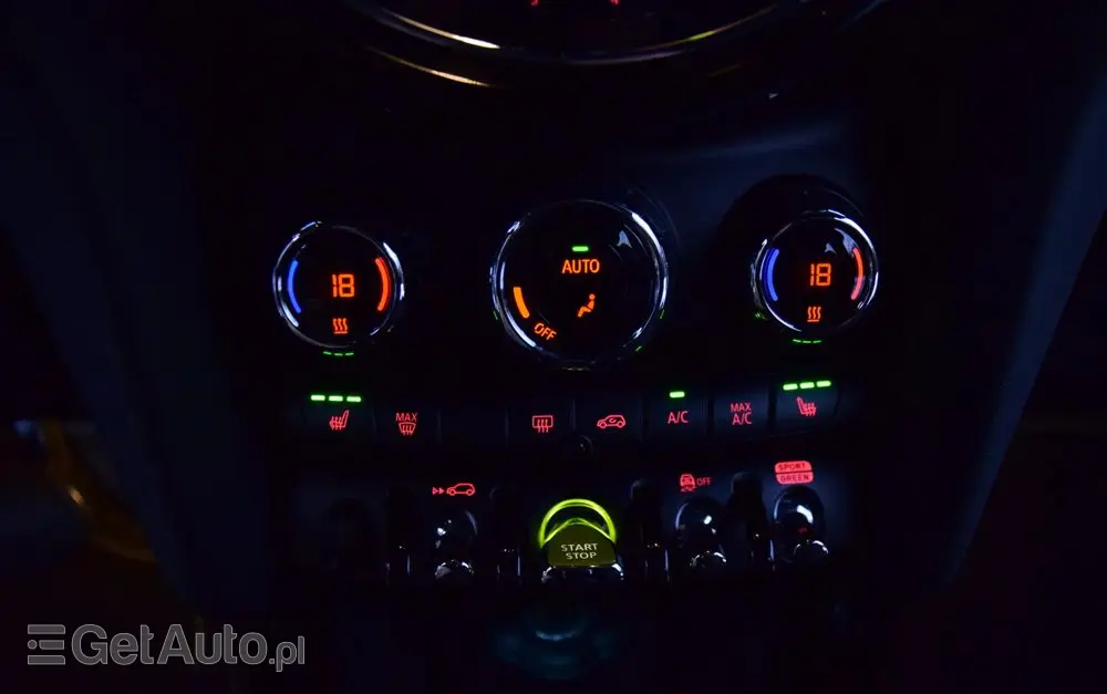 MINI Cooper SE Electric Trim