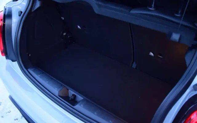 MINI Cooper SE Electric Trim