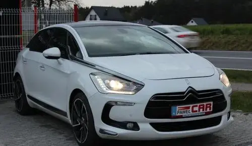 CITROEN DS5 