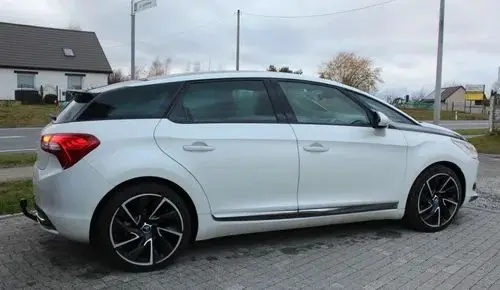 CITROEN DS5 
