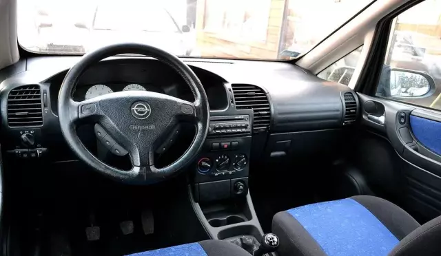 OPEL Zafira 