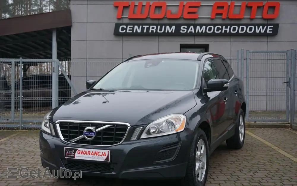 VOLVO XC 60 D4 Momentum