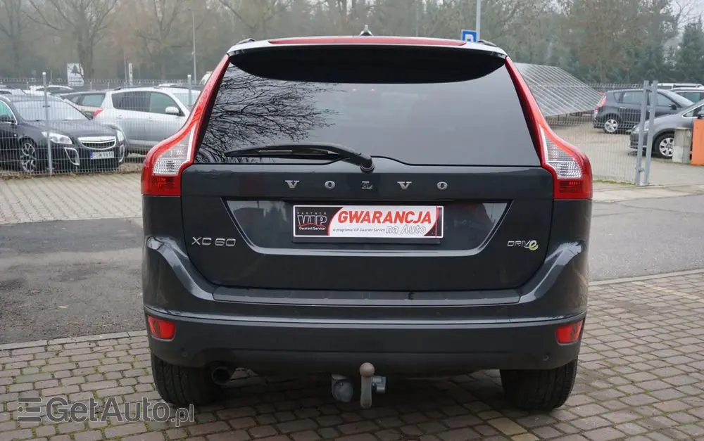 VOLVO XC 60 D4 Momentum